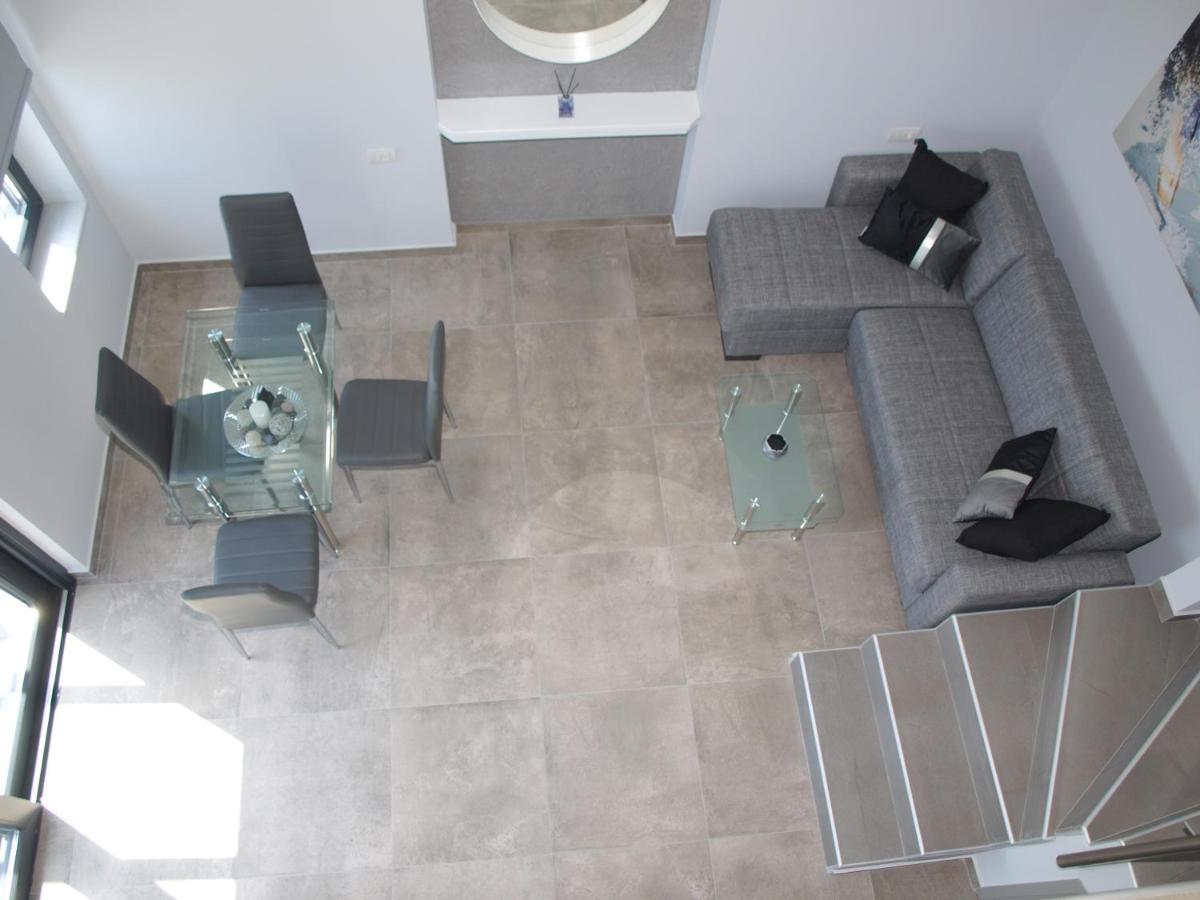 Attic Apartments Agia Anna  Bagian luar foto