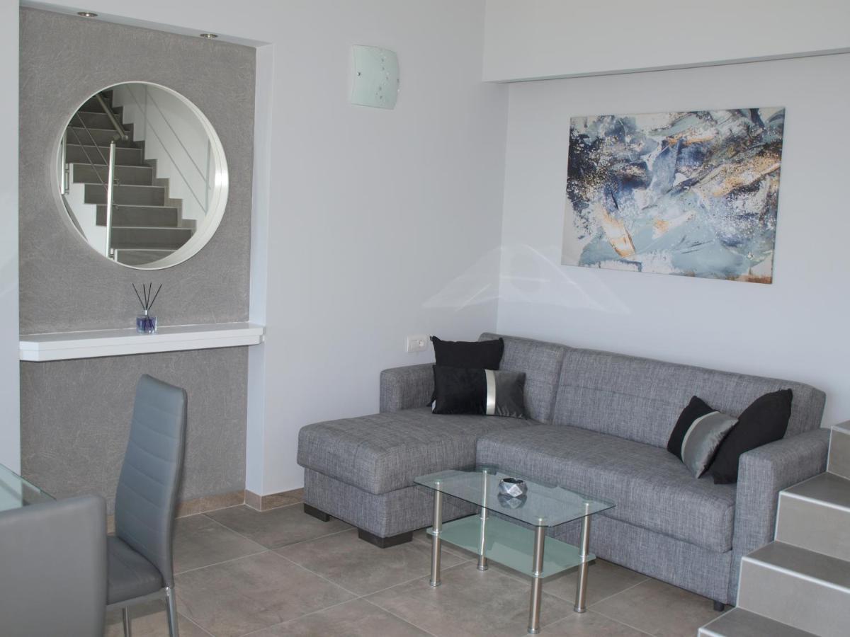 Attic Apartments Agia Anna  Bagian luar foto