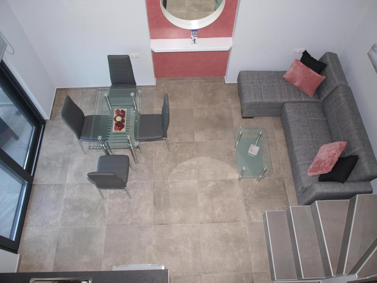 Attic Apartments Agia Anna  Bagian luar foto